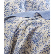 Load image into Gallery viewer, King size 100-Percent Cotton Quilt Bedspread Set with Blue White Floral Leaves Pattern